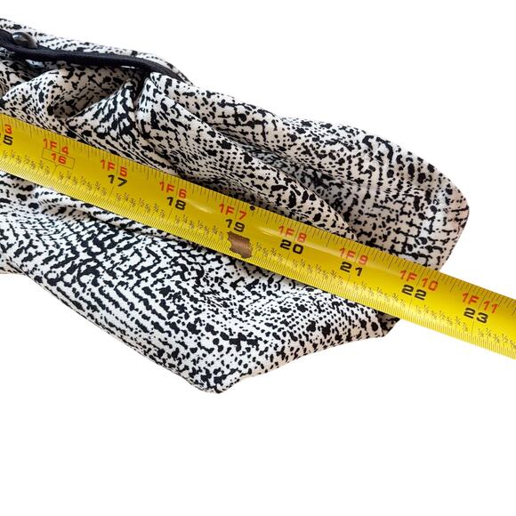 Vero Moda Sz M Black and White V-Neck Shift Dress Roll Tab Sleeves Mini Dress - Picture 10 of 12